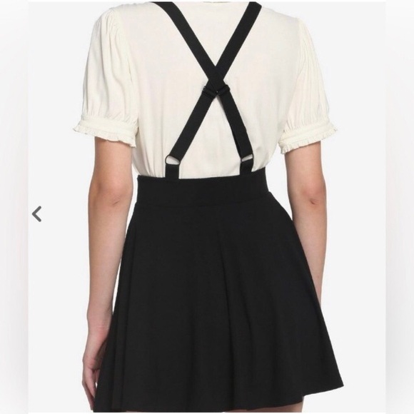 Hot Topic, black jersey circle skirt w/adjustable suspenders - junior size SM - Picture 2 of 16